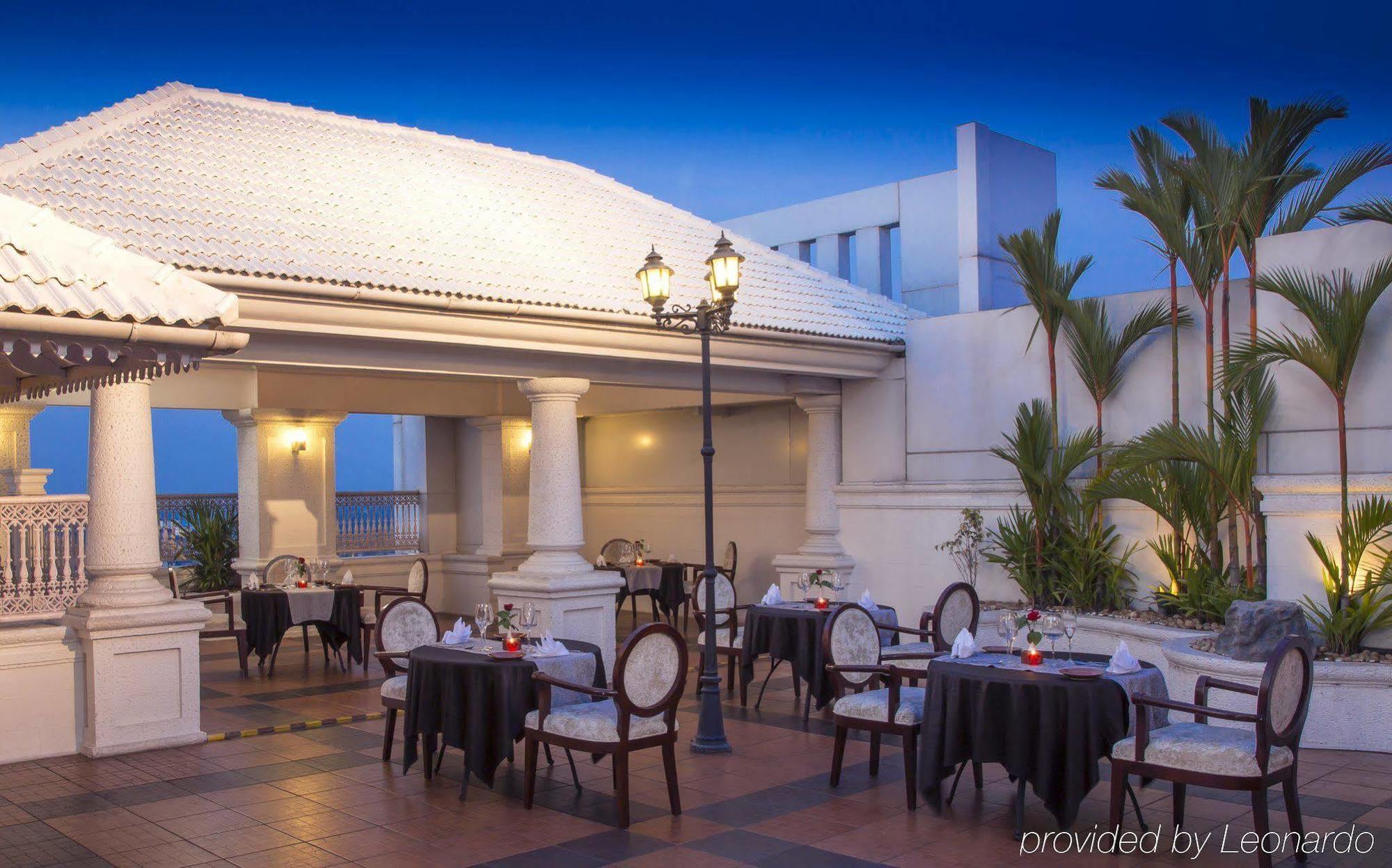 Radisson Blu होटल 5*
